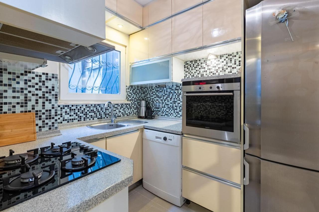Flat With Excellent Location In Tesvikiye, Sisli Apartment Istanbul Ngoại thất bức ảnh