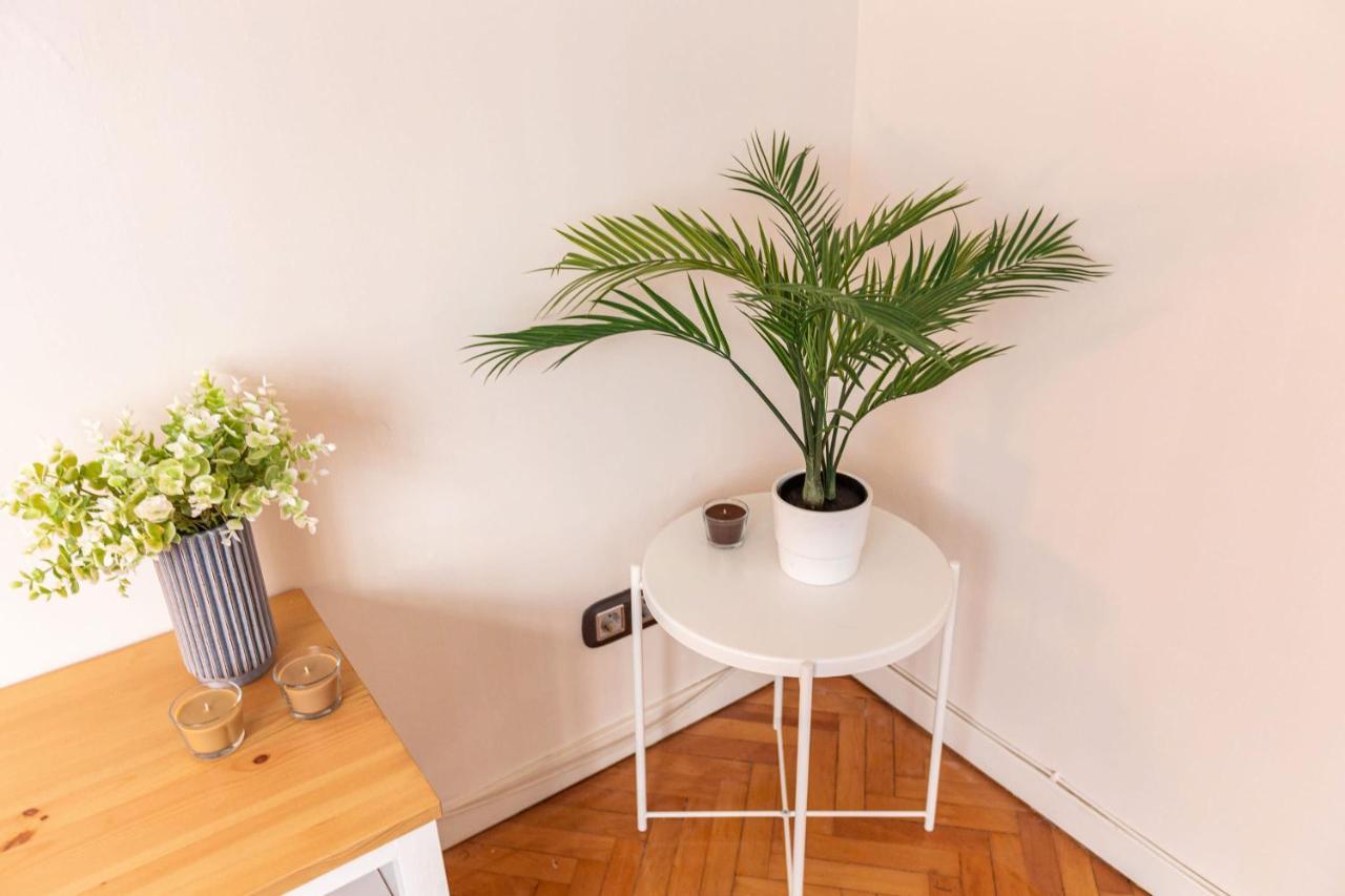 Flat With Excellent Location In Tesvikiye, Sisli Apartment Istanbul Ngoại thất bức ảnh